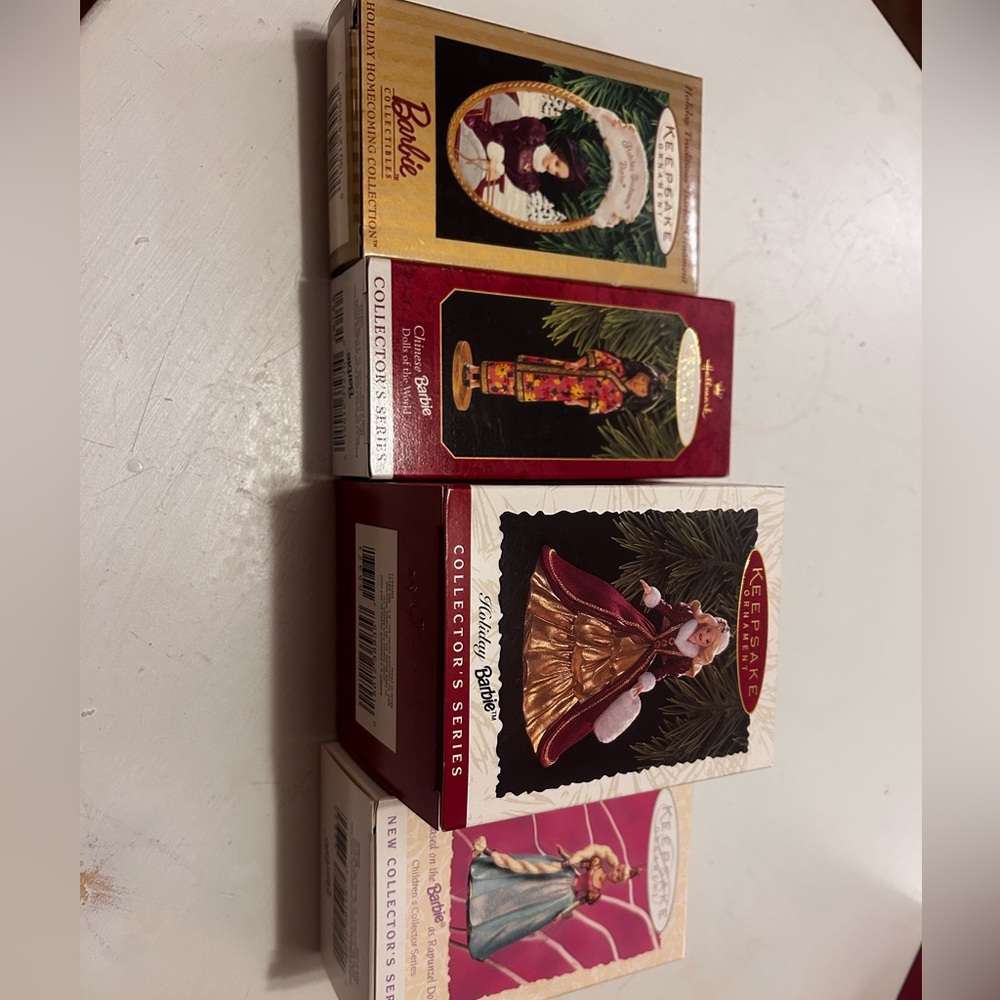 Lot of 4 (KEEPSAKE the Label Collector's Series Ornaments - Red and Gold)